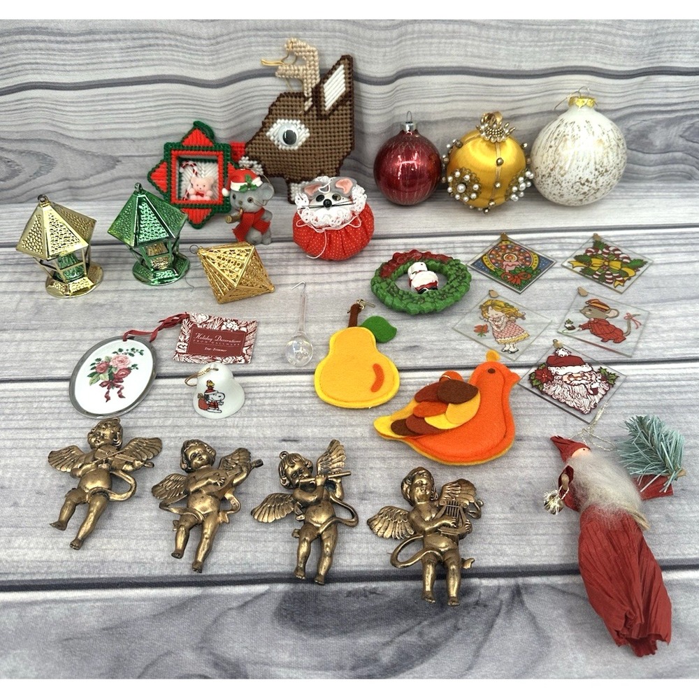 LARGE LOT OF VINTAGE CHRISTMAS ORNAMENTS - PUSH PIN SATIN BALL‎ / CHERUB ANGELS